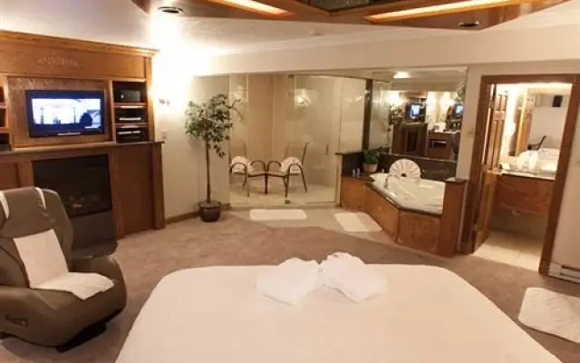 Sybaris Downers Grove