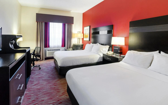 Holiday Inn Express & Suites Vinita by IHG