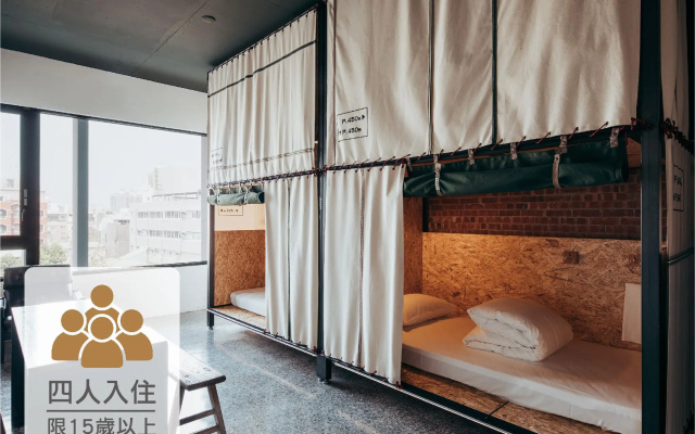 U.I.J Hotel & Hostel
