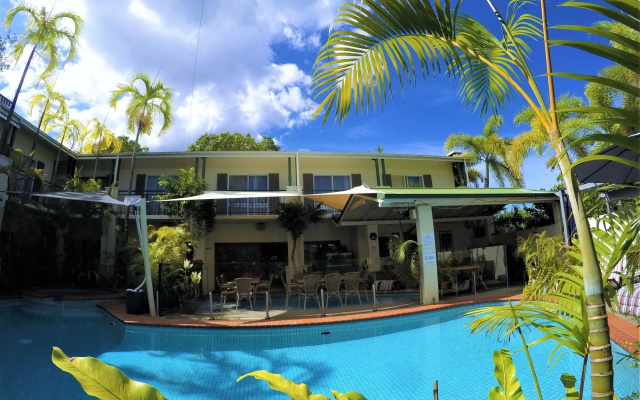 Crystal Garden Resort Restaurant