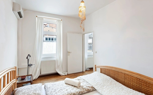 Traditional Apartments Vienna Tav - Design