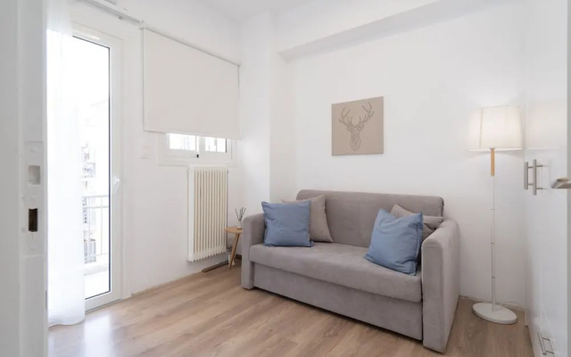 Athens Hideout apt, big rooftop with city view