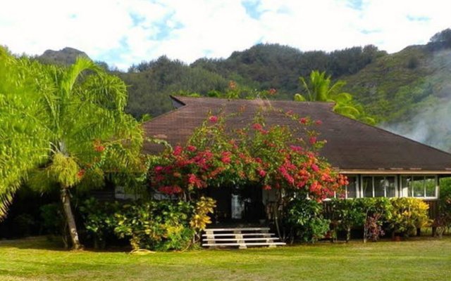 Enjoy Villas Tiahura Beach in Moorea, French Polynesia from 247$, photos, reviews - zenhotels.com