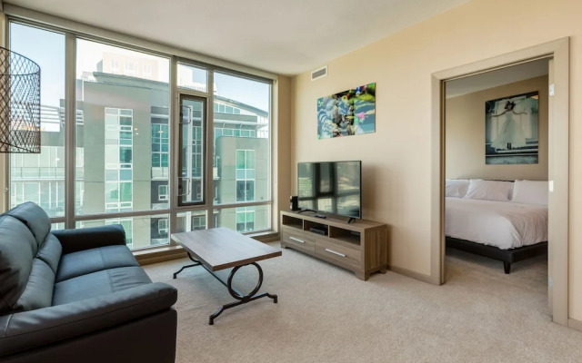 Vetro Apartments by Corporate Stays