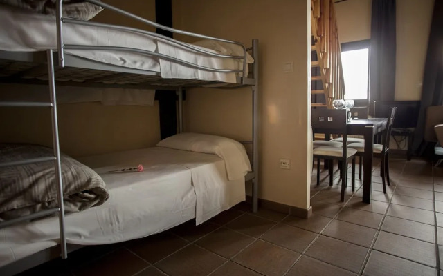 Apartamentos Turísticos BOABDIL
