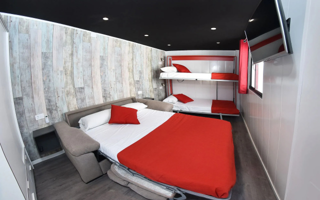 Apartamentos Playa 76