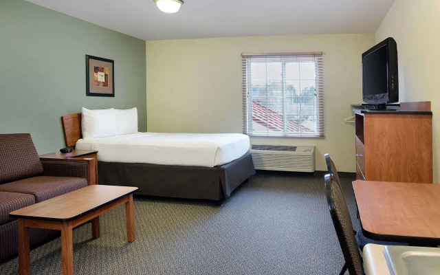WoodSpring Suites Richmond West I-64