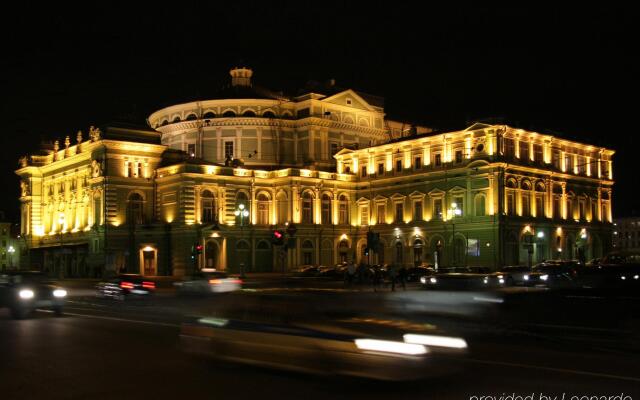 Краун плаза санкт петербург