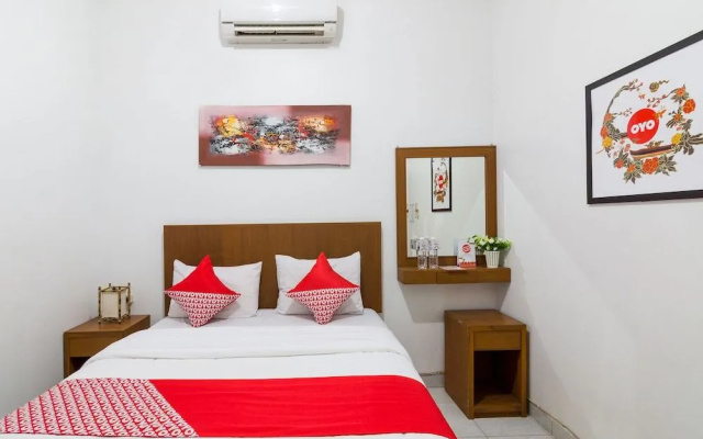 OYO 1242 Penginapan Rb Syariah