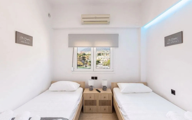 Mpali Bay View And Beach Front Apt Crete