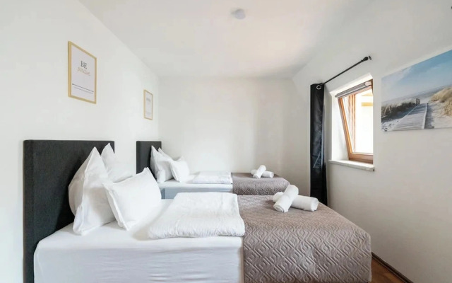 Coyhomes Steyr Riverside