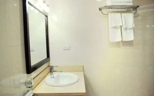 Hoang Anh Ha Dong Hotel