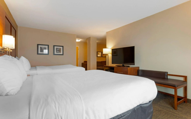 Comfort Inn & Suites Presidential - Downtown Little Rock