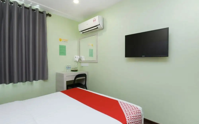 Oyo 43990 Sunshine Inn