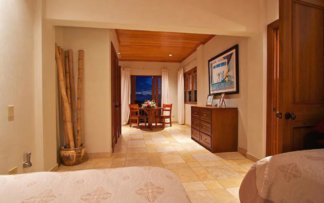 Casa Canopy