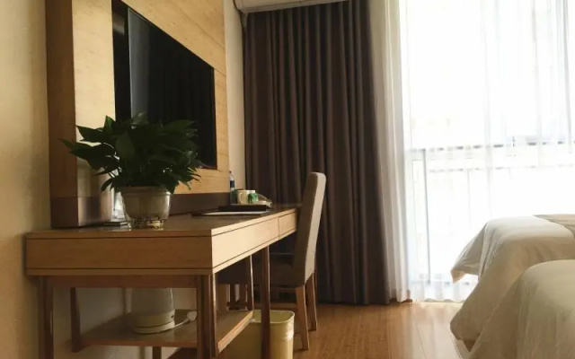 Greentree Inn Chengde Development Zone University
