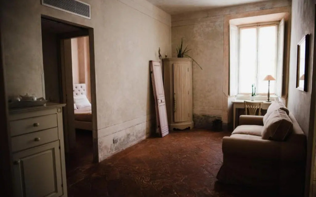 Regina Teodolinda Suites