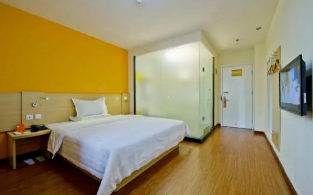 7Days Inn Ji`Nan Railway Station JingYi Road 4th