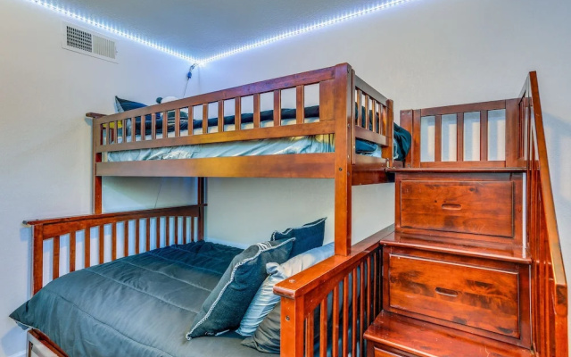 Pet-friendly Coarsegold Vacation Rental w/ Deck!