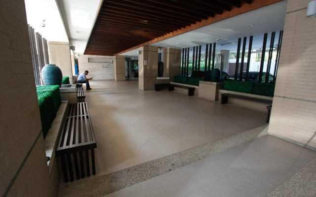 Krongthong Mansion & Hotel