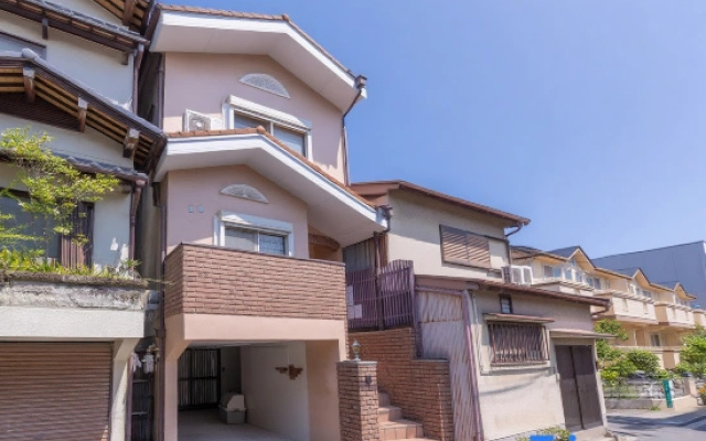 TabiTime・Sumiyoshikamikakushi | 4 Bedrooms, 2 Bathrooms, Large Parking Space & Balcony