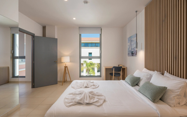 Trianon Luxury Apartments & Suites
