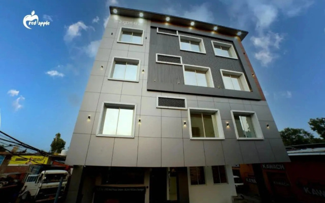 Hotel Red Apple
