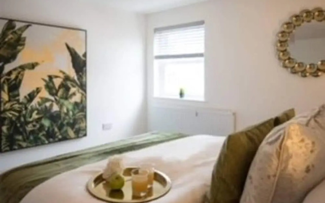 2 Bedroom Apt Leamington Spa