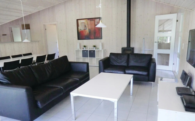 Nice Home in Köpingsvik With 6 Bedrooms, Sauna and Wifi