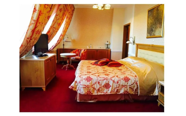 Danube Hotel