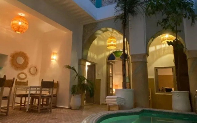 Riad Ajarif by Riad Tawargit