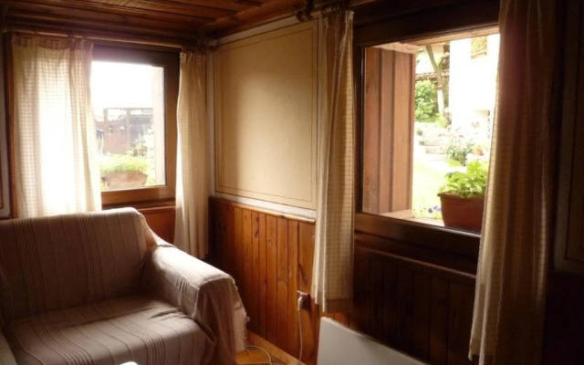 Guest House Stela