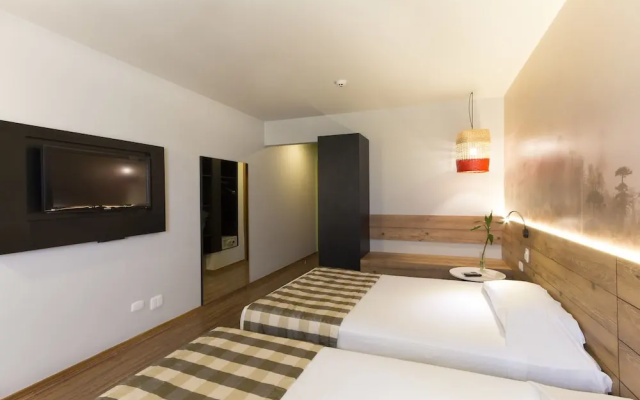 Hotel Cassino Tower Curitiba Aeroporto By Nacional Inn