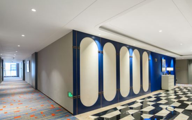 Mehood Lestie Hotel (Longhu Financial Island Zhongyuan Technology Branch