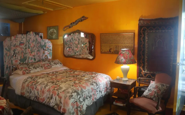 Ma'ukele Lodge