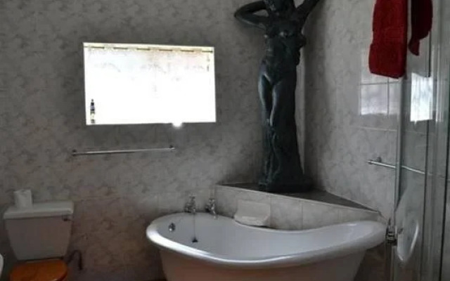 Royal de Swan Guesthouse
