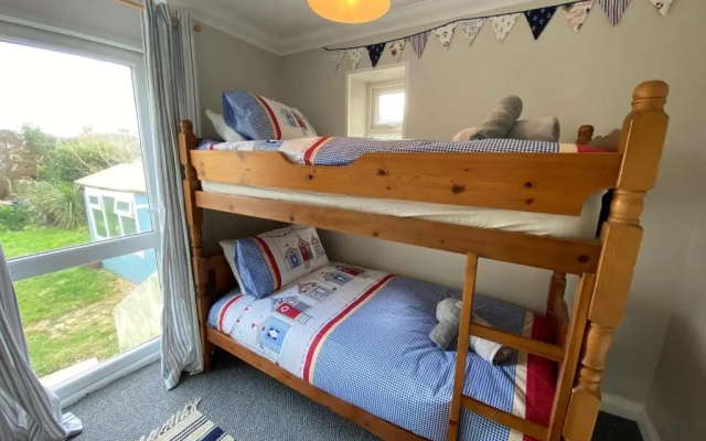 Crofton House Garden Apartment