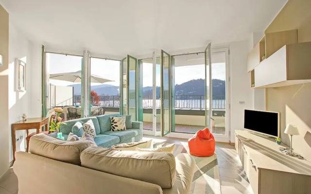 Sogno Sul Lago Lake Front