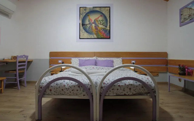 Room-romantic Eco-lodge in the Heart of
