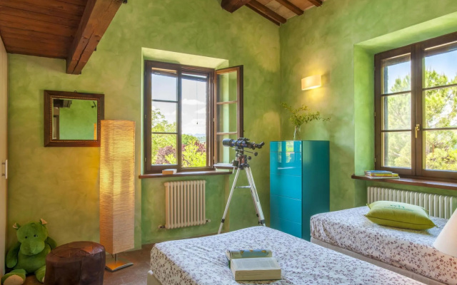 Marche Villa Close Culture