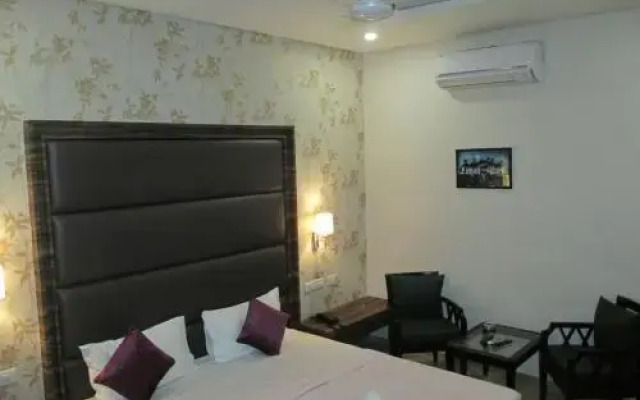 Hotel Surya Palace by OYO Rooms