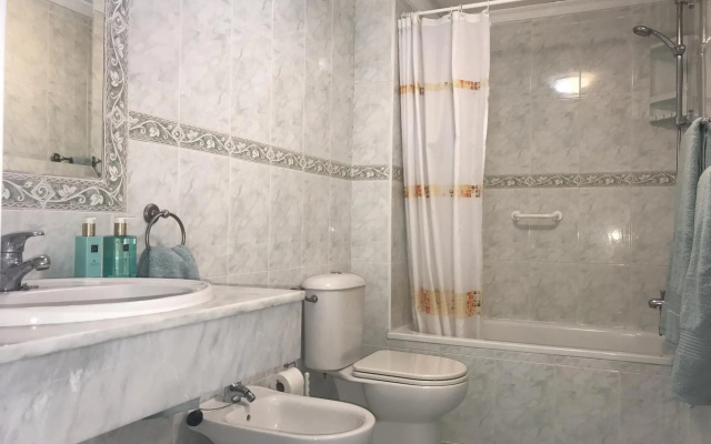 20945 - Great Apartment Very Near Beach