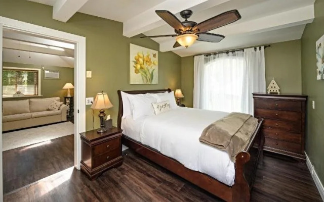 Serenata Guesthouse & Vineyard Retreat