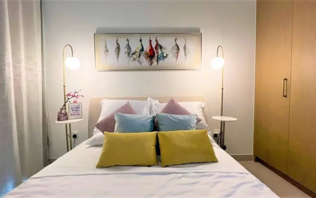 Luxury Dubai Creek Harbour Waterfront Apartment