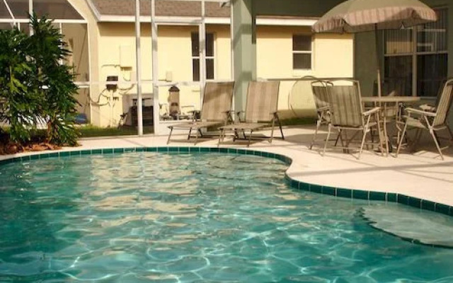 Creekside Villas