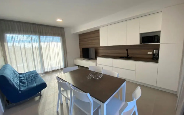 Modern Apartment 300m From the sea