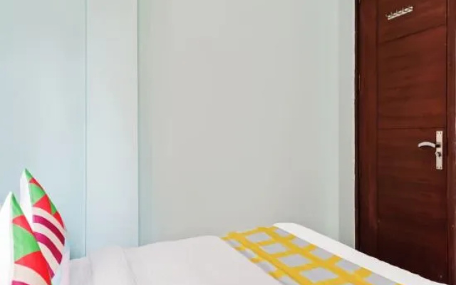 OYO Home 35789 Cozy Stay BLK Hospital