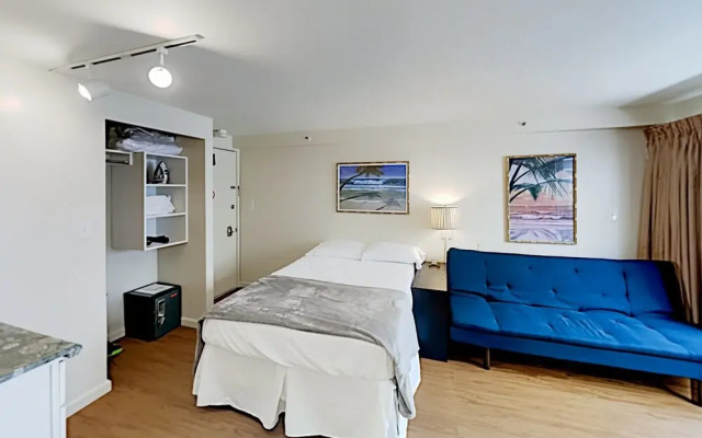 Kuhio Village 507 Condo by Redawning