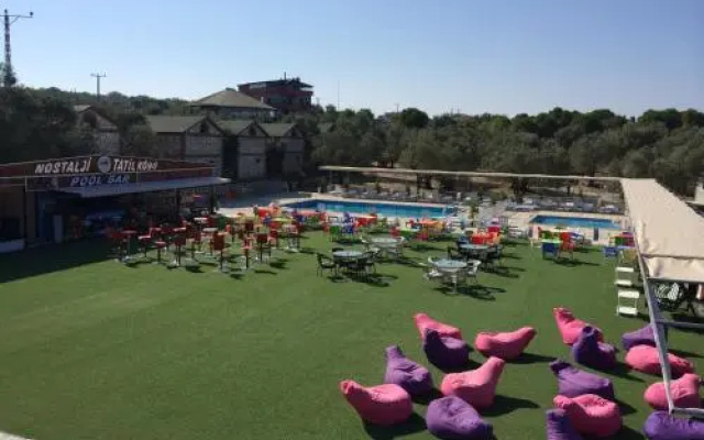 Mutlu Köy Nostalji Tatil Köyü