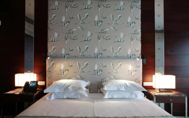 Sesimbra Oceanfront Hotel